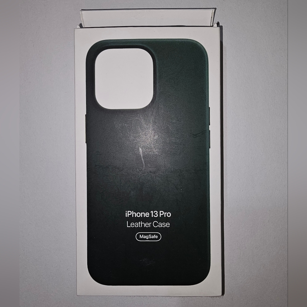Apple Leather MagSafe Case for iPhone 13 Pro  - Sequoia Green (Open Box)